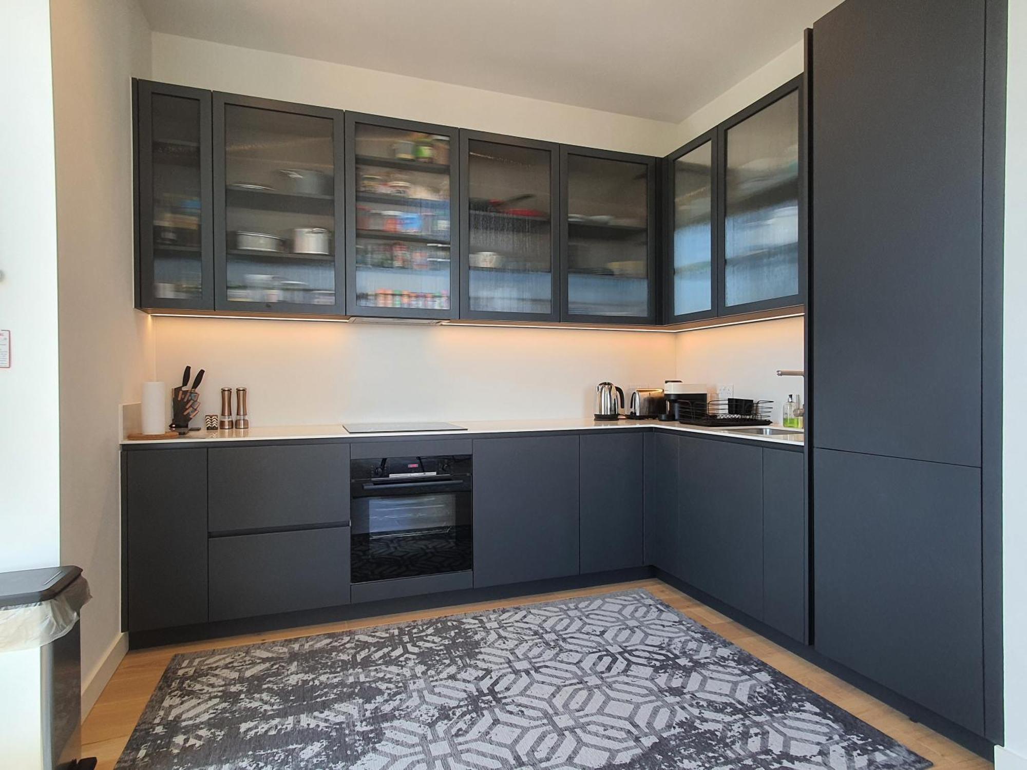 Cozy Room With Private Bathroom In Luxurious Flat Londres Exterior foto